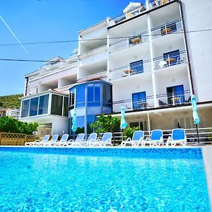 Bavaria Trogir 3*, Seget Donji Croatia